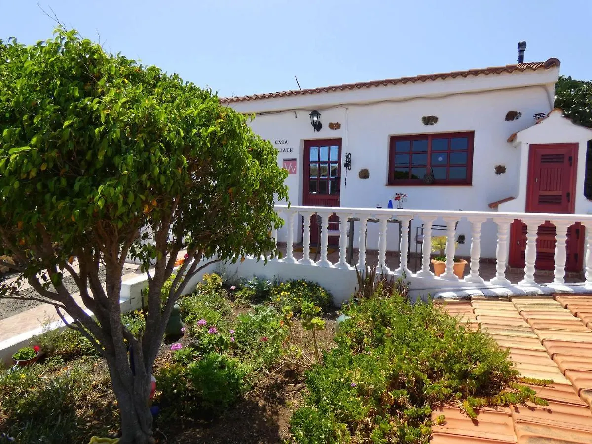 Country house Casa Goliath Guest House Isora